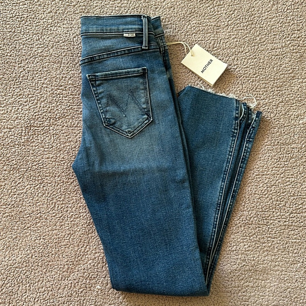 NWT MOTHER Mid Rise Dazzler Vamp Fray 25